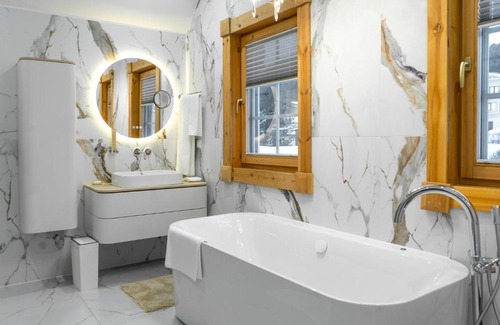 Ulaanbaatar Villa | Sanzai house & hotel