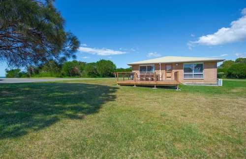 Four Mile Creek House | Sea View Villa - White Sands