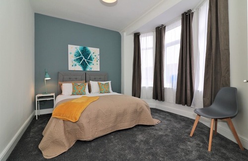 Hamilton Apartment | Signature - Hamilton House