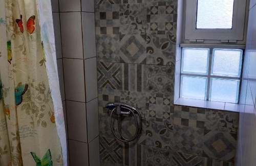 Agia Pelagia Apartment | Small Apartment for 3 pers 70meters from the beach