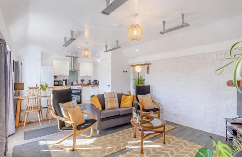 Tain House | Smiddy Cottage