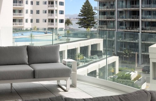 Mount Maunganui Apartment | Spacious Oceanside Oasis