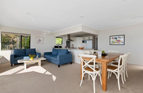 Matapouri House | Spectacular Woolleys Bay - Matapouri Holiday Home