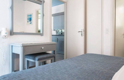 Maleme Apartment | Studio art deco.