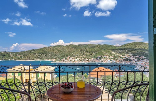 Vathy Apartment | Studio 'Veronis 6' with Sea View, Shared Pool & Wi-Fi