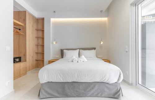 Kallithea Apartment | Sunny & Luxurious Penthouse with Terrace