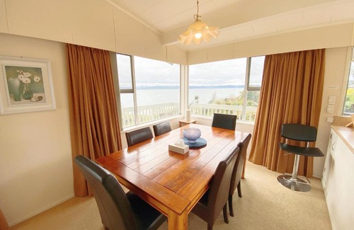 Kawaha Point Apartment | Sunshine Holiday House