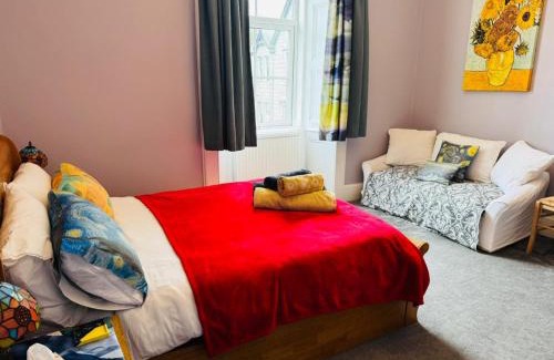 Dalbeattie Bed & Breakfast | The Art Bank