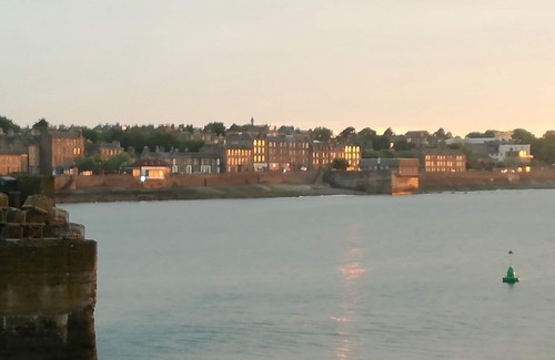 Trinity Apartment | The Wee Haven, Edinburgh. Your home from home by the sea