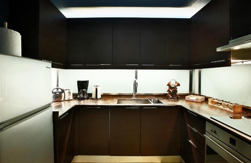 Kerameikos Apartment | Upscale Studio With Amazing Lush Terrace