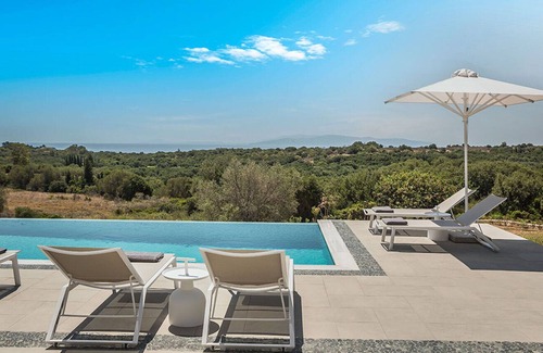 Karavados Villa | Villa Anelle - Two Bedroom Villa, Sleeps 4