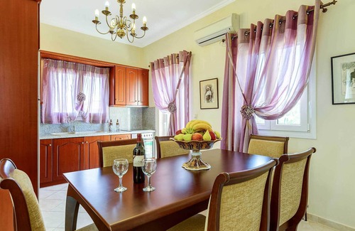 Lassi Villa | Villa Argostoli Bay - Three Bedroom Villa, Sleeps 7