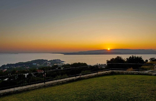 Lassi Villa | Villa Argostoli Bay - Three Bedroom Villa, Sleeps 7