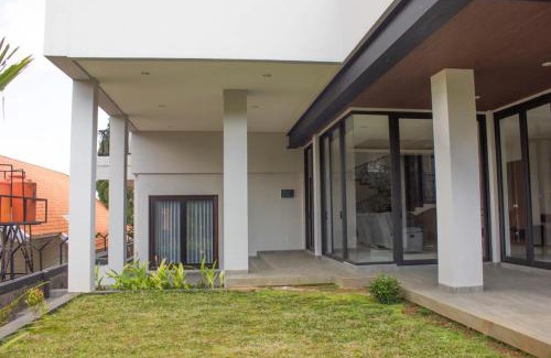 Ciburial Villa | Villa Dago Pakar Bandung