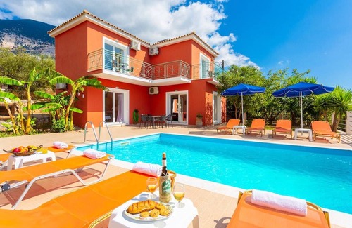 Vlachata Villa | Villa Georgia - Three Bedroom Villa, Sleeps 8