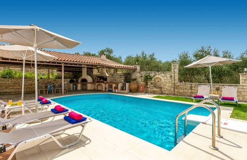 Achlades Villa | Villa Korini by Villa Plus