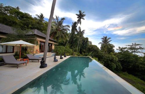 Senggigi Villa | Villa Marley