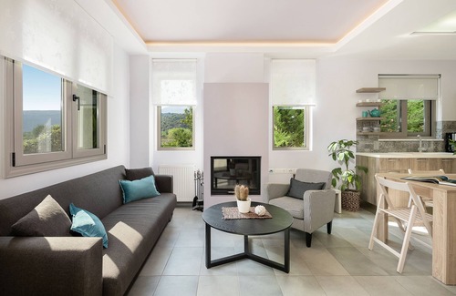 Katochori Villa | Villa Nature, Private Pool, 5 min to Sandy Beach!