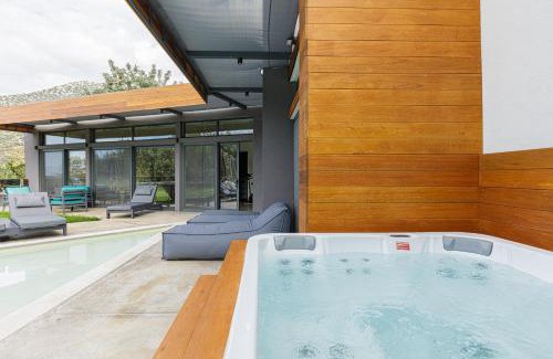 Vlichada Villa | Vista Paraiso