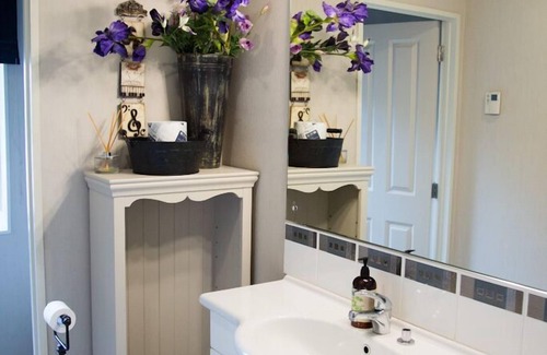 Waitomo Caves Bed & Breakfast | Waitomo Orchard Estate B&B