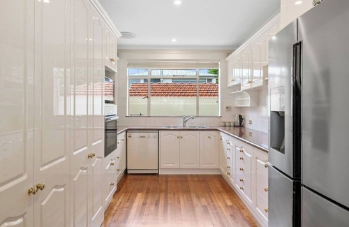 Sandy Bay House | Waterfront Escape A Family Oasis on Long Beach