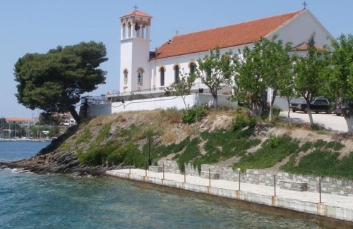 Neos Marmaras Bed & Breakfast | Welcome To Hotel petunia, In Neos-marmaras,xalkidiki ,greece triple room 3