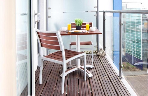 Newhaven Apartment | Western Harbour Hotel-Apartments