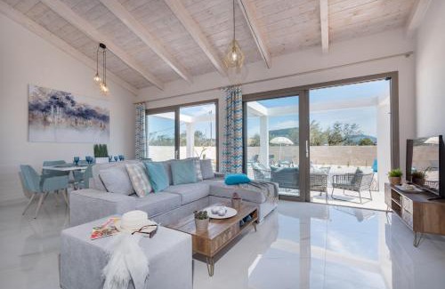 Zakynthos Town Villa | Zante Prime heated pool villa levanta