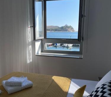 Myrina Apartment | «ΑΓΝΑΝΤΙΟ ll »Δωμάτιο με μοναδική θέα