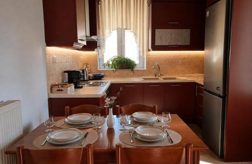 Amphipolis Apartment | Καπνομάγαζο Λαδιά
