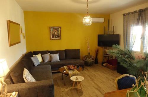 Nees Pagases Apartment | Λευκό γιασεμί - Νέες Παγασές Βόλος