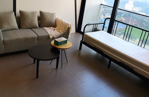 Bangsar Apartment | 1-4pax Loft unit link bridge to LRT near KL Sentral/Mid Valley/Bangsar靠近吉隆坡市中心