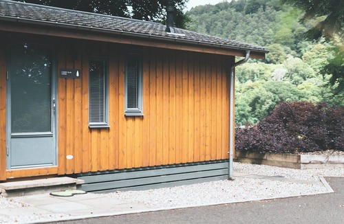 Birnam Ski Chalet | 1 bedroom accommodation in Birnam by Dunkeld