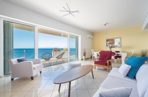 Peiraiki Apartment | 100 m² Apartment ∙ 2 bedrooms ∙ 4 guests