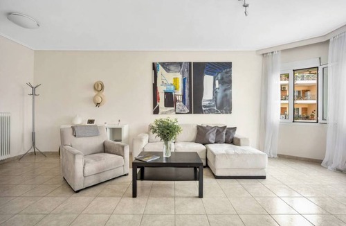 Chalcis Apartment | 100 m² Apartment ∙ 2 bedrooms ∙ 5 guests