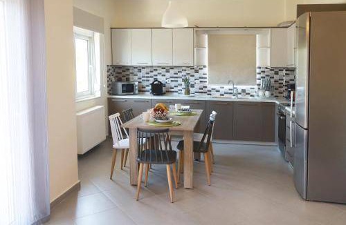Perivolia Apartment | 100 m² Apartment ∙ 3 bedrooms ∙ 8 guests