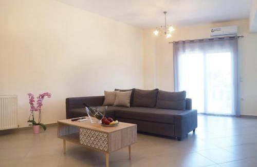 Perivolia Apartment | 100 m² Apartment ∙ 3 bedrooms ∙ 8 guests