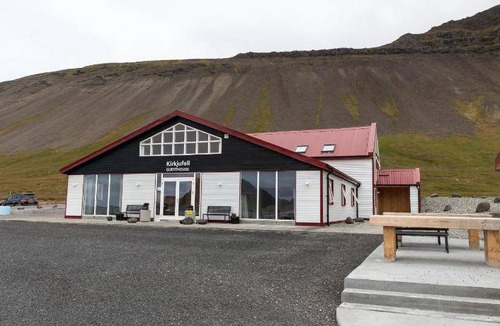 Grundarfjordur Bed & Breakfast | 100 m² Bed and breakfast ∙ 4 bedrooms ∙ 10 guests