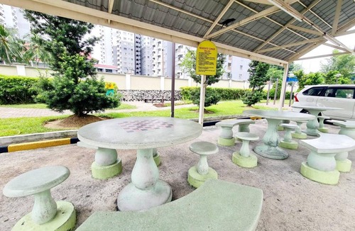Taman Sri Endah House | 100 m² House ∙ 3 bedrooms ∙ 9 guests