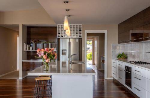 Riverside House | 100 m² House ∙ 3 bedrooms ∙ 6 guests