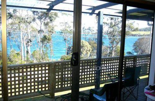 Murdunna House | 100 m² House ∙ 3 bedrooms ∙ 8 guests