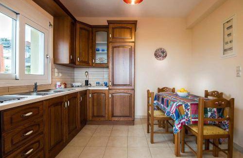 Lakithra House | 100 m² House ∙ 3 bedrooms ∙ 6 guests