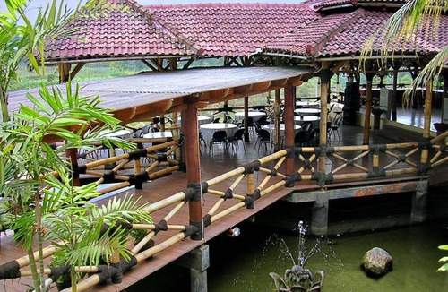 Trawas Resort | 100 m² Resort ∙ 2 bedrooms ∙ 127 guests