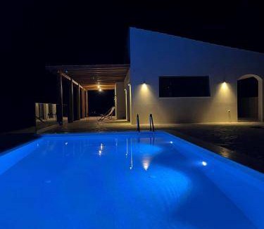 Pefki Villa | 100 m² Villa ∙ 2 bedrooms ∙ 4 guests