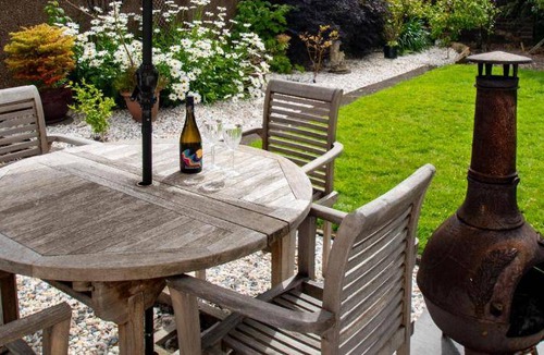 Dunfermline Villa | 100 m² Villa ∙ 2 bedrooms ∙ 5 guests