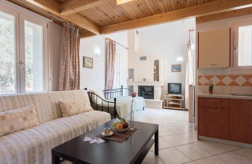 Paleopolis Apartment | 103 m² Apartment ∙ 3 bedrooms ∙ 6 guests