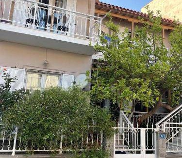 Myrina Apartment | 104 m² Apartment ∙ 2 bedrooms ∙ 4 guests