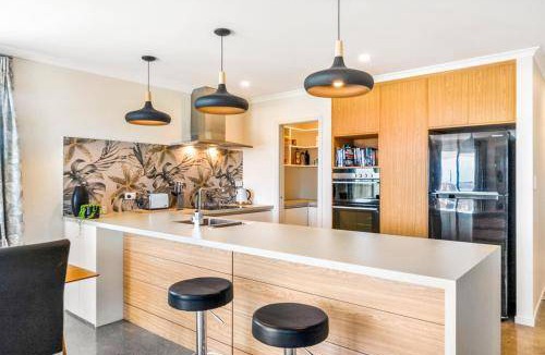 Waikanae House | 105 m² House ∙ 2 bedrooms ∙ 4 guests