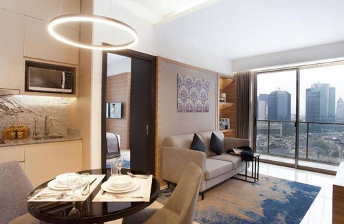 Bendungan Hilir Hotel | 106 m² Hotel ∙ 3 bedrooms ∙ 127 guests