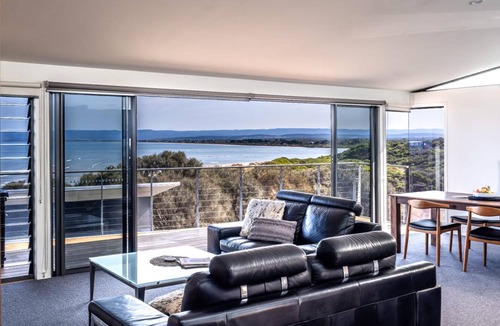 Coles Bay House | 110 m² House ∙ 2 bedrooms ∙ 4 guests